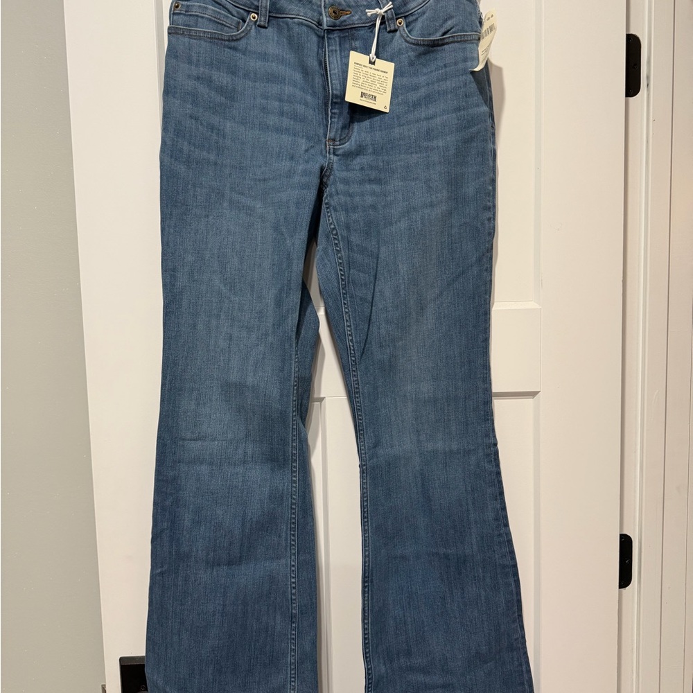 Duluth Trading Co Women's Flare Jeans - Classic Blue